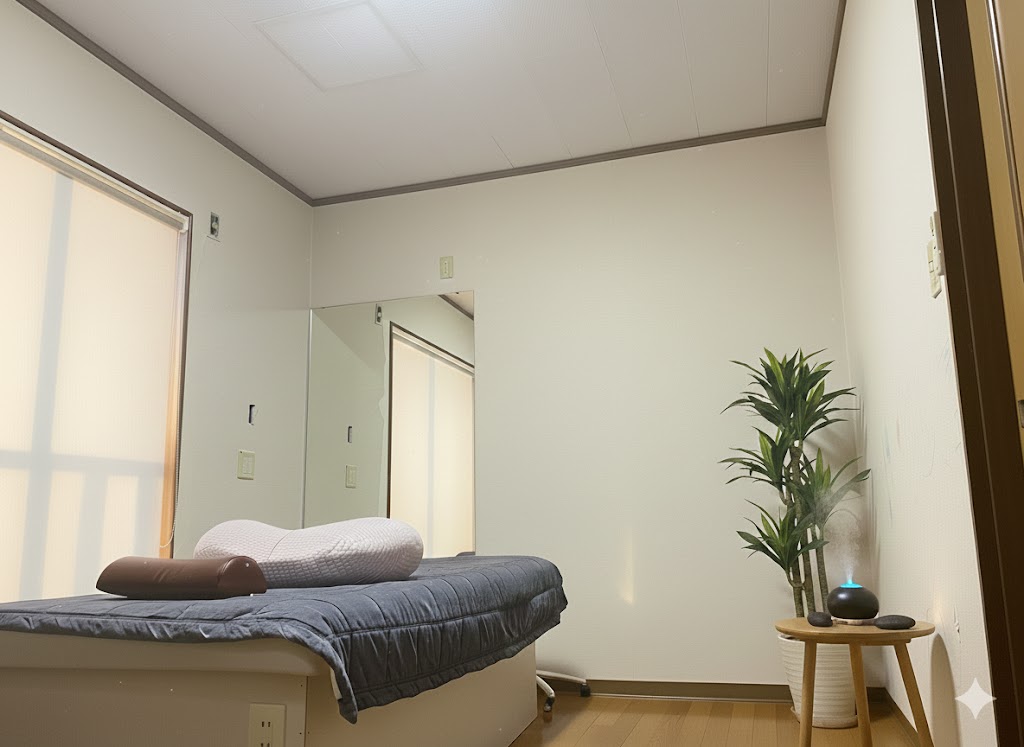 柔らかな光が差し込むAzul Lumina Conditioningの施術空間